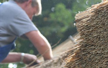 professional Goodshaw Chapel thatchers